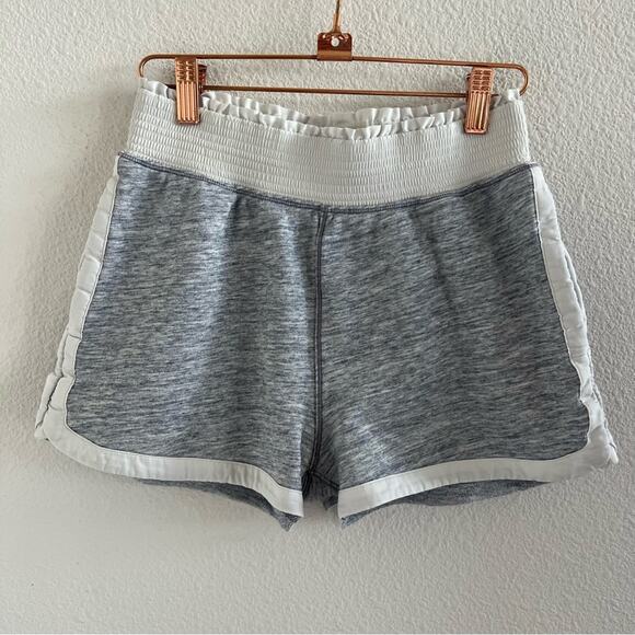 Lululemon Cool & Collected Heathered Space Dyed Nimbus / Nimbus Shorts 4 - Picture 1 of 5